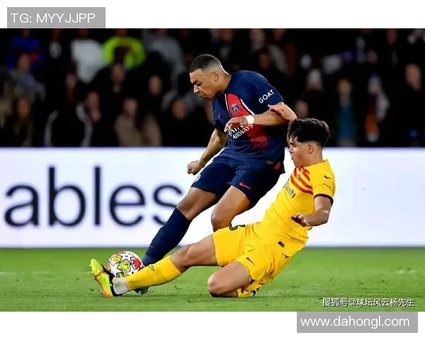 天下足球巴萨荣耀之路探秘巴萨传奇球员与辉煌历史的背后故事